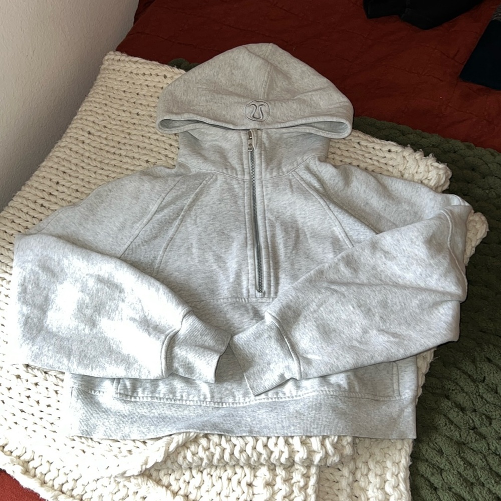 Lululemon Scuba Hoodie !